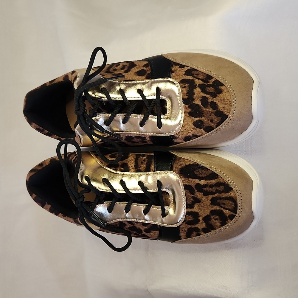 Torrid Women's Sneakers Cheetah Print Chunky Faux Leather Size 7.5 Wide - Picture 3 of 7
